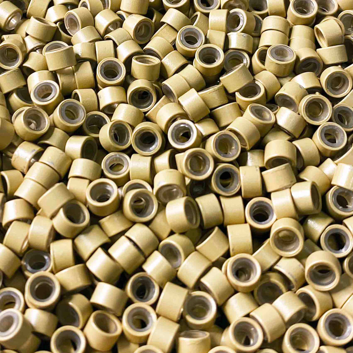 Blonde Silicone lined micro rings for hair extensions by Viola