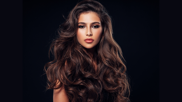 10 STEPS TO ACHIEVE THICK AND SHINY HAIR