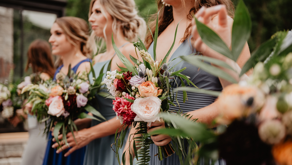 BRIDESMAID HAIR GOALS: COORDINATED LOOKS USING HAIR EXTENSIONS